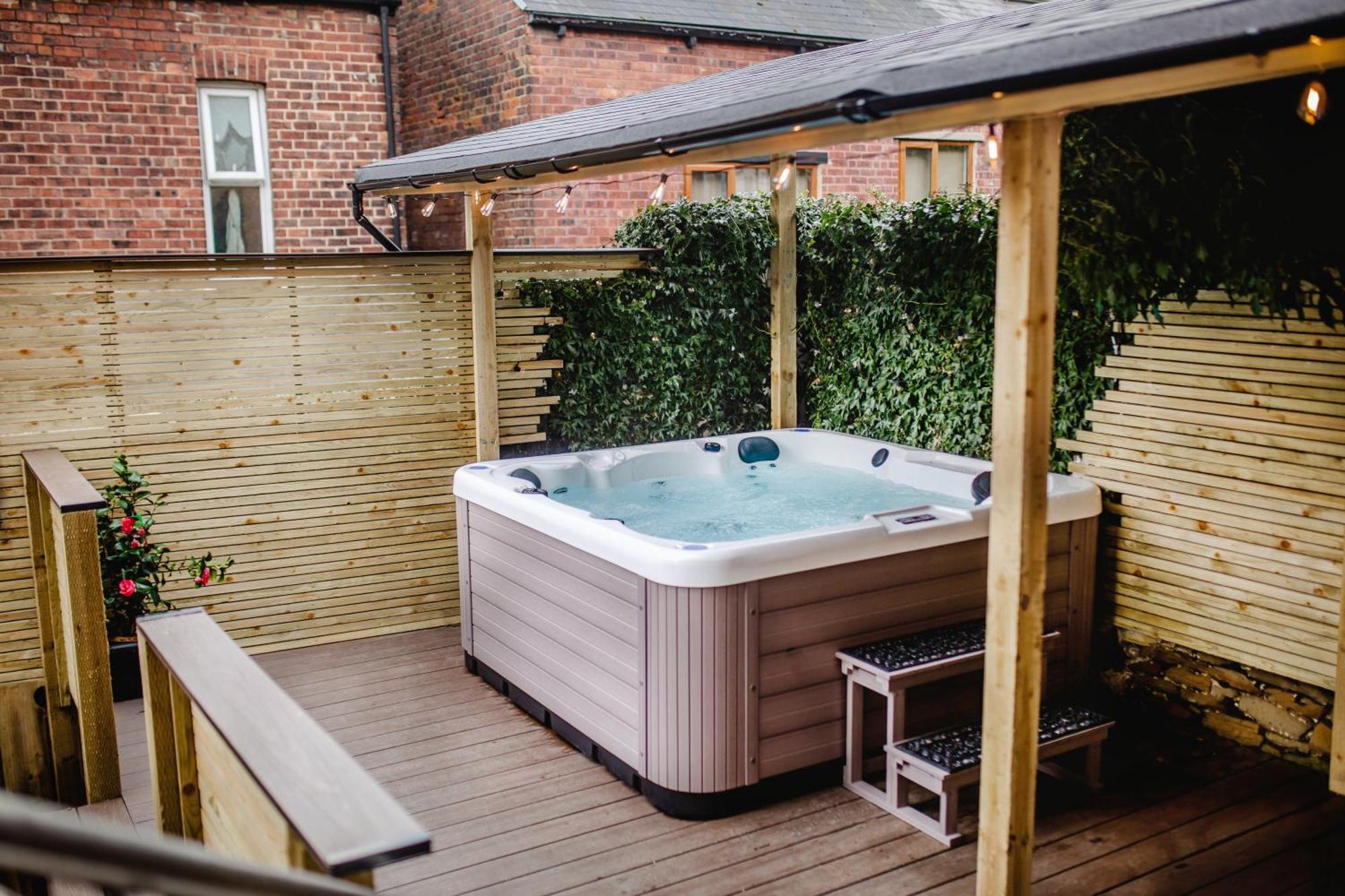 Modern Central Luxury Home With Hot Tub Sauna 11Ppl Sheffield Eksteriør billede