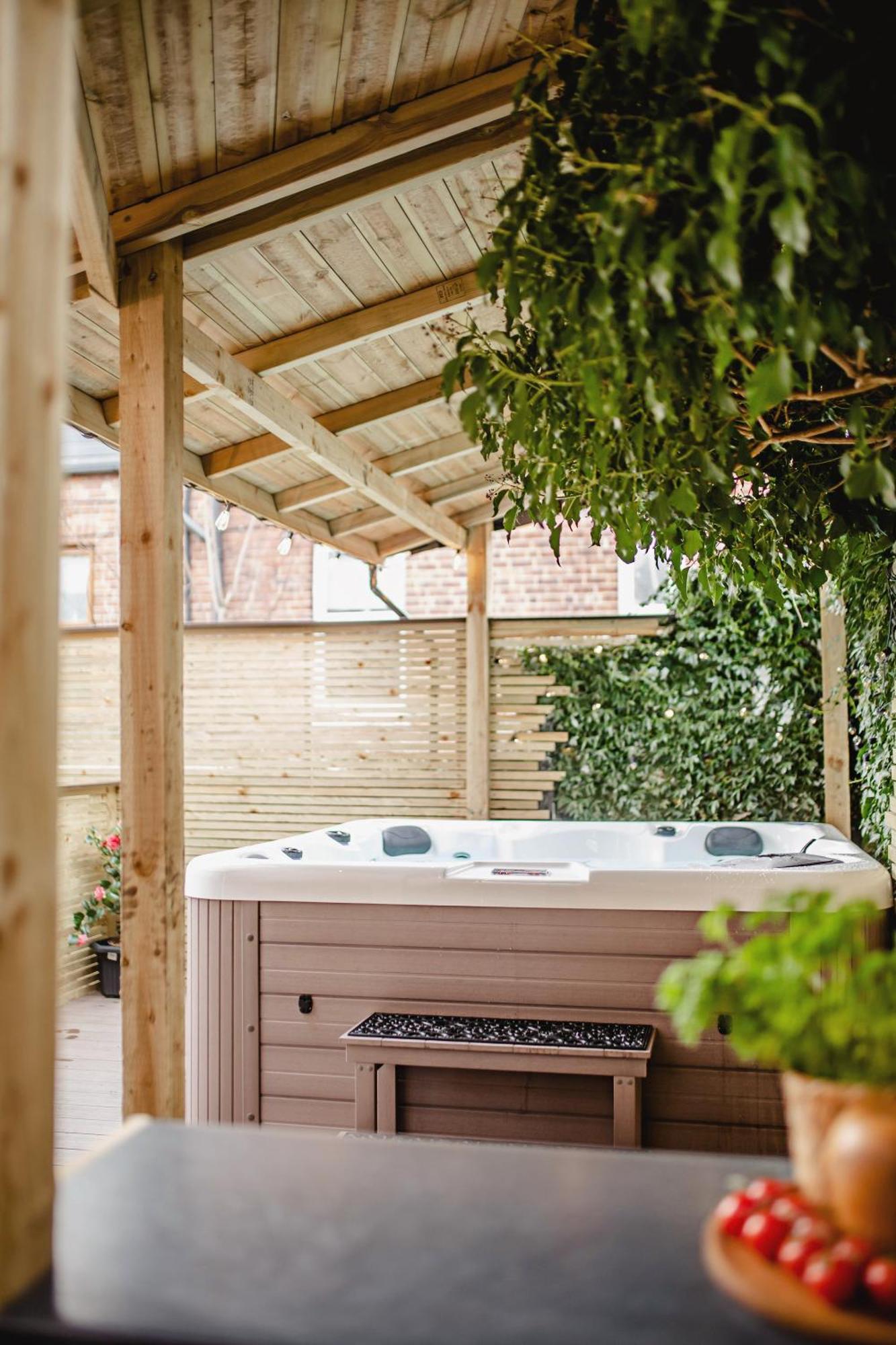 Modern Central Luxury Home With Hot Tub Sauna 11Ppl Sheffield Eksteriør billede