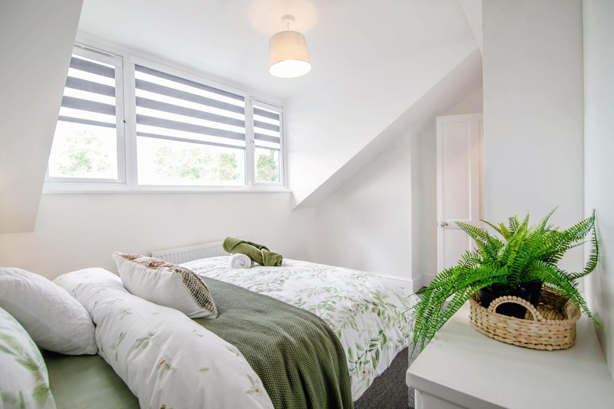 Modern Central Luxury Home With Hot Tub Sauna 11Ppl Sheffield Eksteriør billede