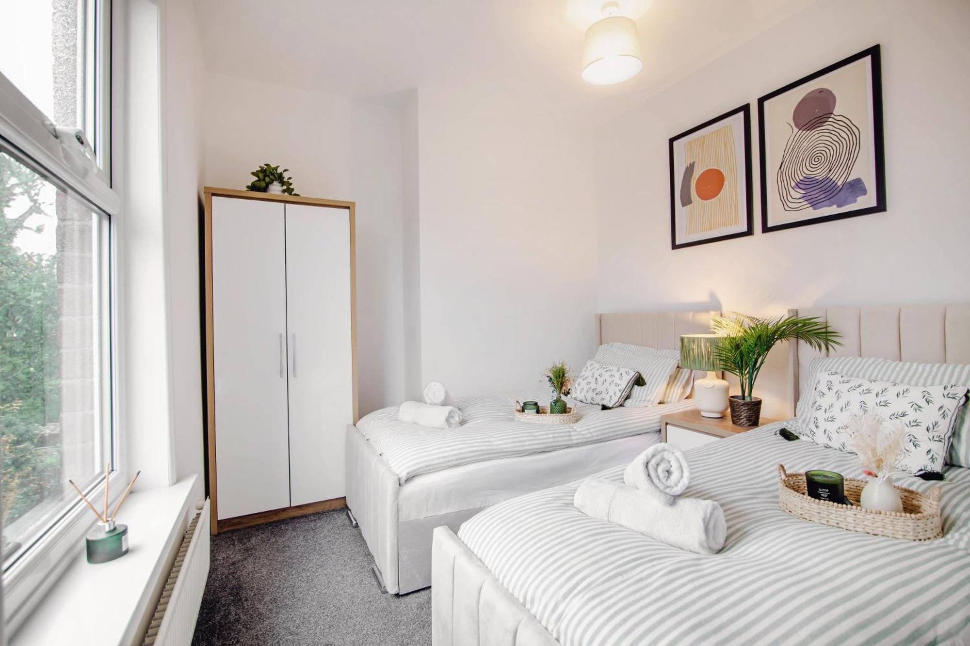 Modern Central Luxury Home With Hot Tub Sauna 11Ppl Sheffield Eksteriør billede